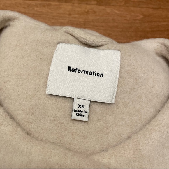 NEW Reformation Asher Coat in Cream Off White Detachable Scarf | size XS - Picture 8 of 10